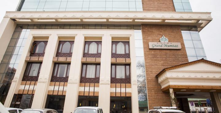 Radisson Srinagar Srīnagar Exterior foto