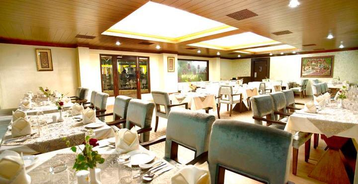 Radisson Srinagar Srīnagar Exterior foto